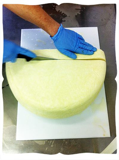 making halloumi cheese